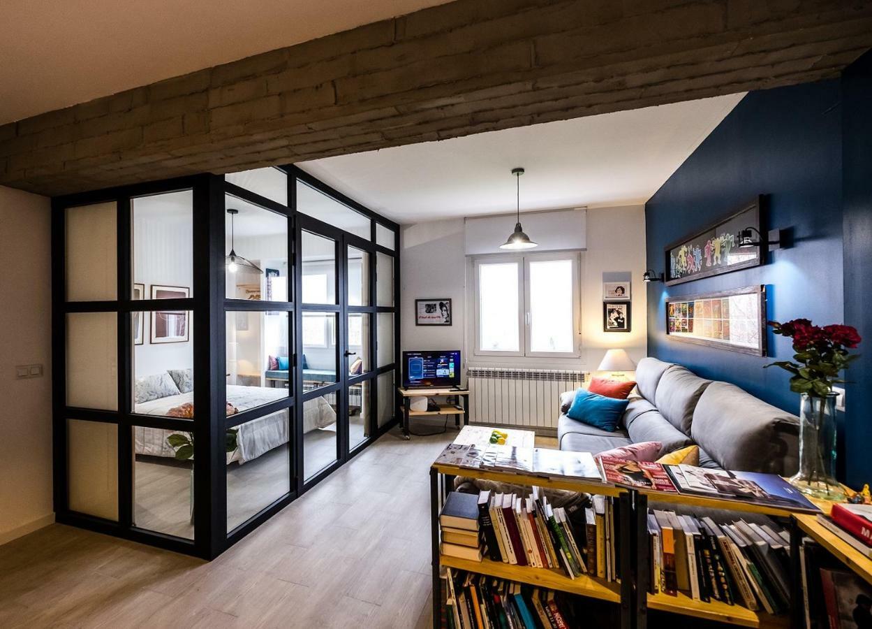Logrono Centro, Una Casa Con Vistas Exterior photo